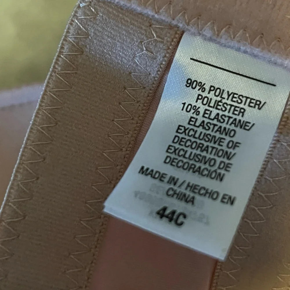 Elegant Black and beige Women's Bra Set 44C - Picture 4 of 6